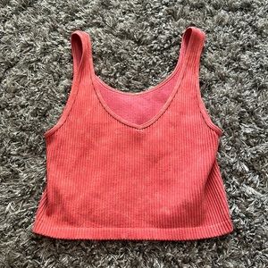 Hollister Tank